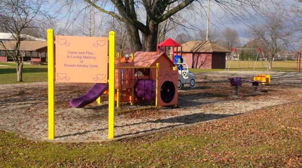 playground in plattsville 2